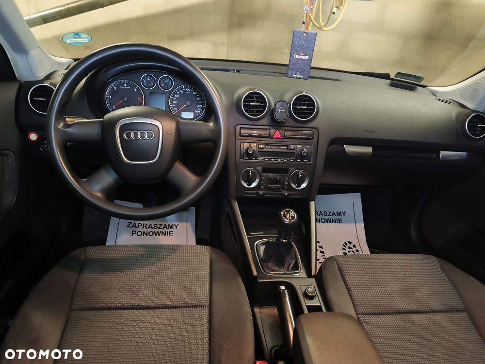 Audi A3 Sportback 1.9 TDI Attraction - 10