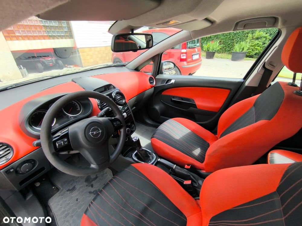 Opel Corsa 1.4 16V Enjoy - 4