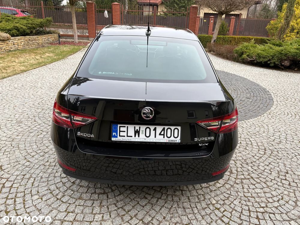 Skoda Superb 2.0 TDI 4x4 L&K DSG - 7