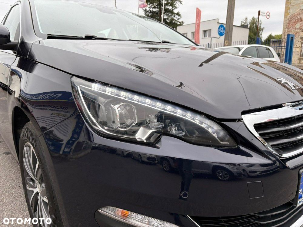 Peugeot 308 1.6 BlueHDi Style S&S - 10