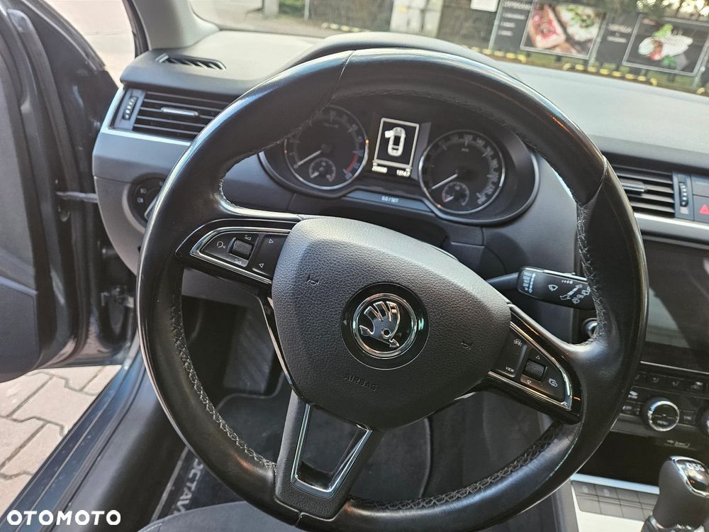 Skoda Octavia 1.6 TDI DSG Ambition - 12