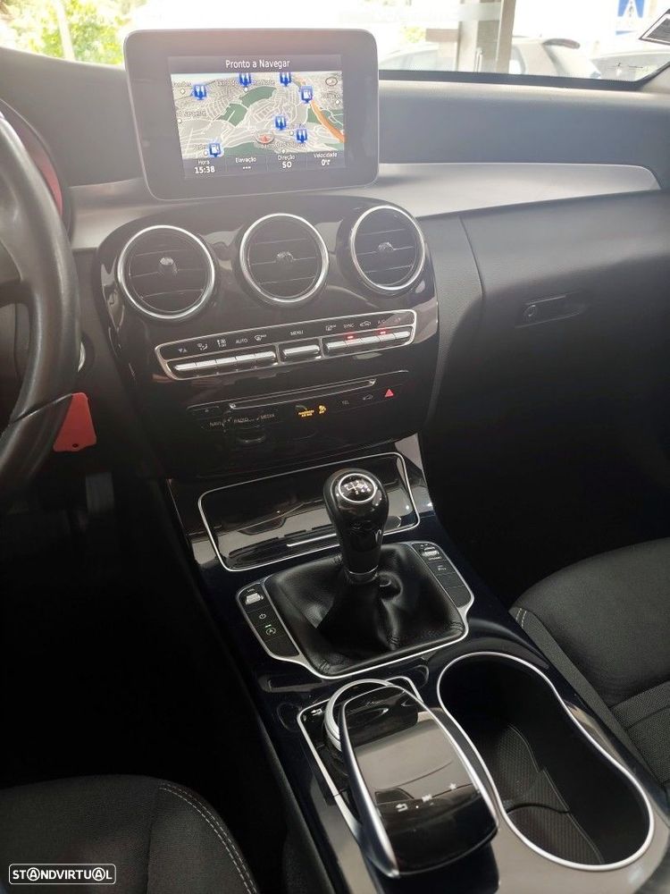Mercedes-Benz C 200 d Avantgarde - 27
