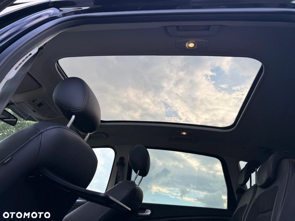 Ford S-Max 2.0 TDCi DPF Titanium - 28