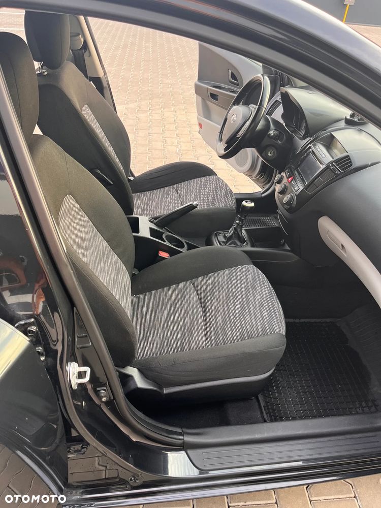 Kia Ceed 1.4 Optimum - 26