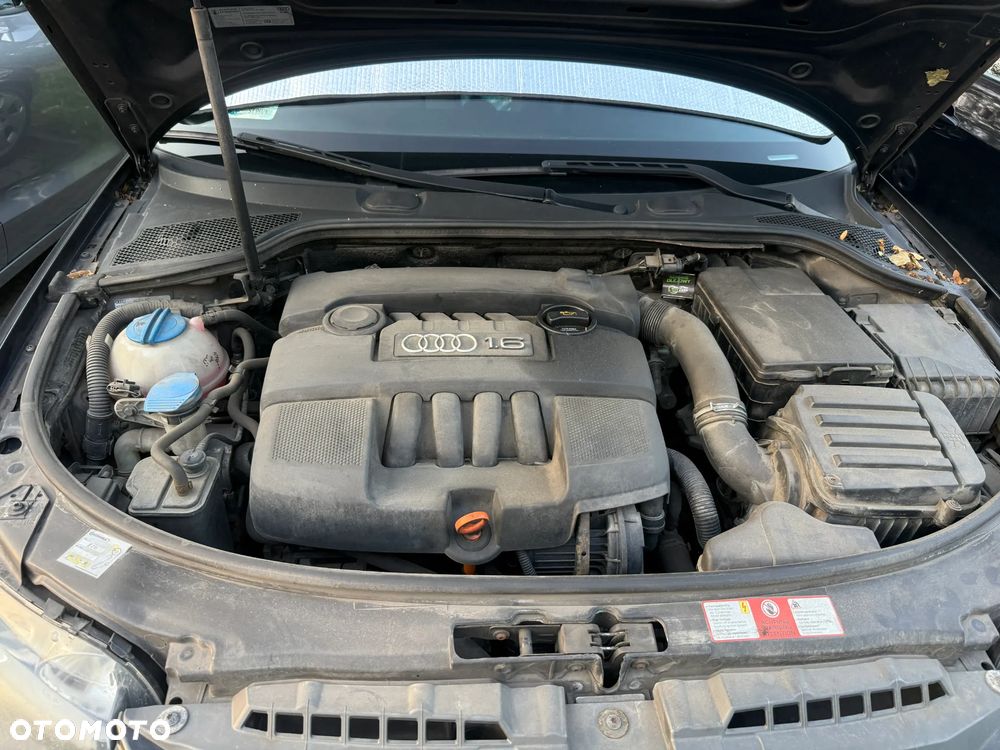 Audi A3 Sportback 1.6 Ambition - 12
