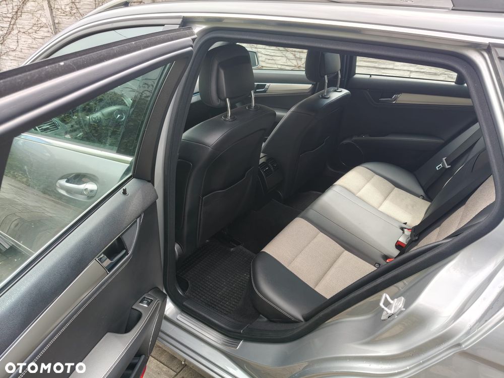 Mercedes-Benz Klasa C 220 CDI DPF Automatik BlueEFFICIENCY - 7