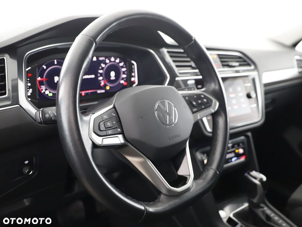 Volkswagen Tiguan Allspace 2.0 TDI 4Mot Life DSG - 13