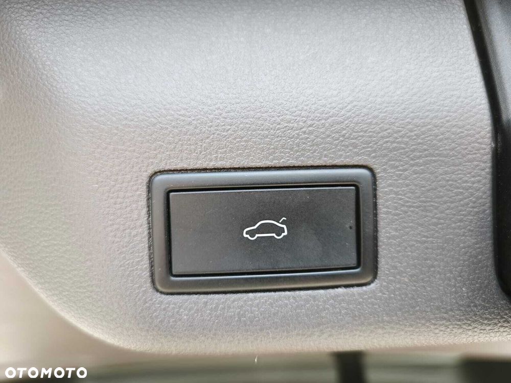 Volkswagen Multivan 2.0 TSI L1 Style DSG - 14