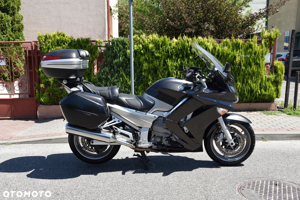 Yamaha FJR - 2