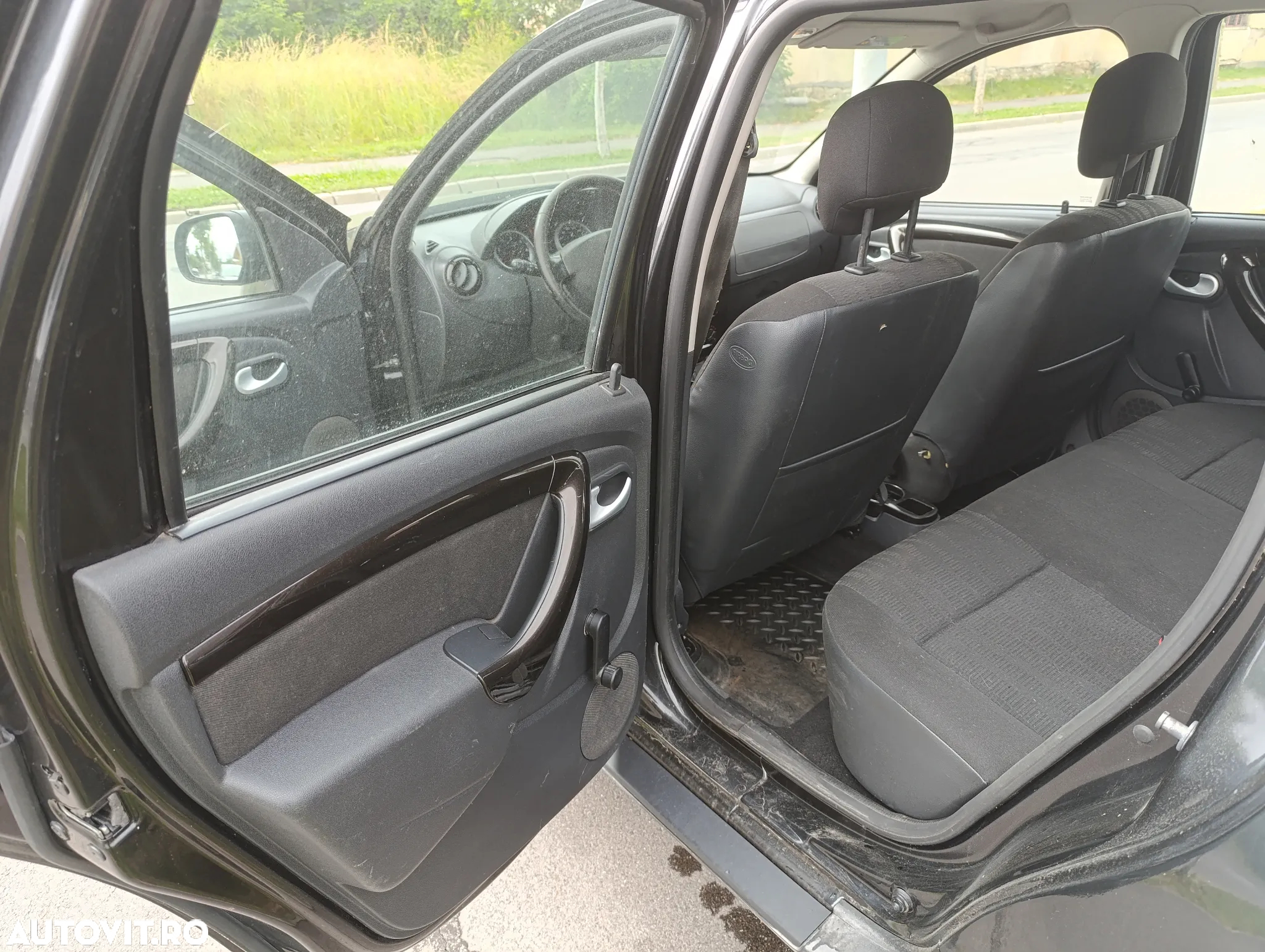 Dacia Duster 1.5 dCi 4x4 Laureate - 7