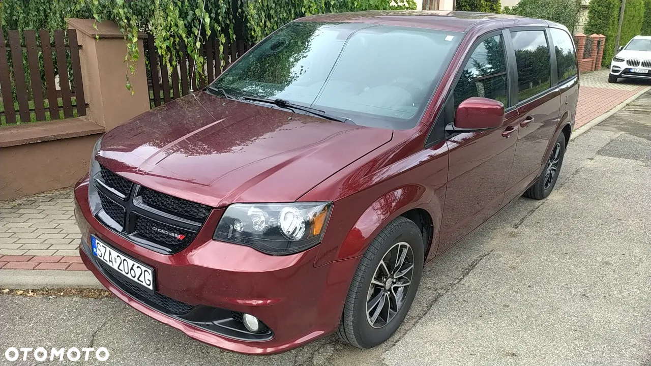 Dodge Grand Caravan - 3