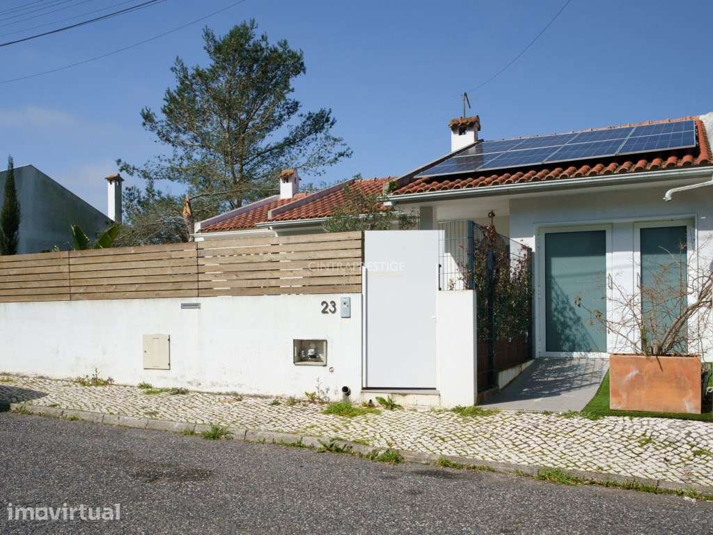 Moradia T5 Remodelada com Painéis Fotovoltaicos - Monte Santos, Sintra - Grande imagem: 4/54