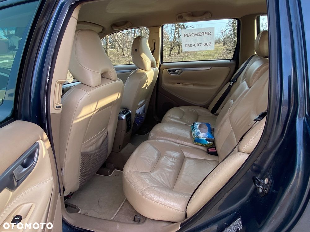 Volvo XC 70 2.4 AWD Automatik Momentum - 8