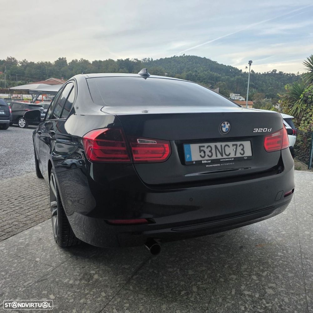 BMW 320 d Line Sport - 17