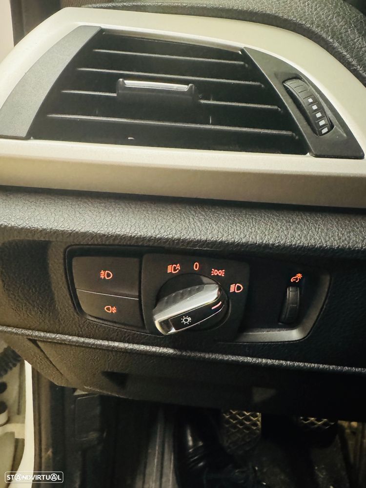 BMW 116 d EfficientDynamics Edition Sport Line - 15