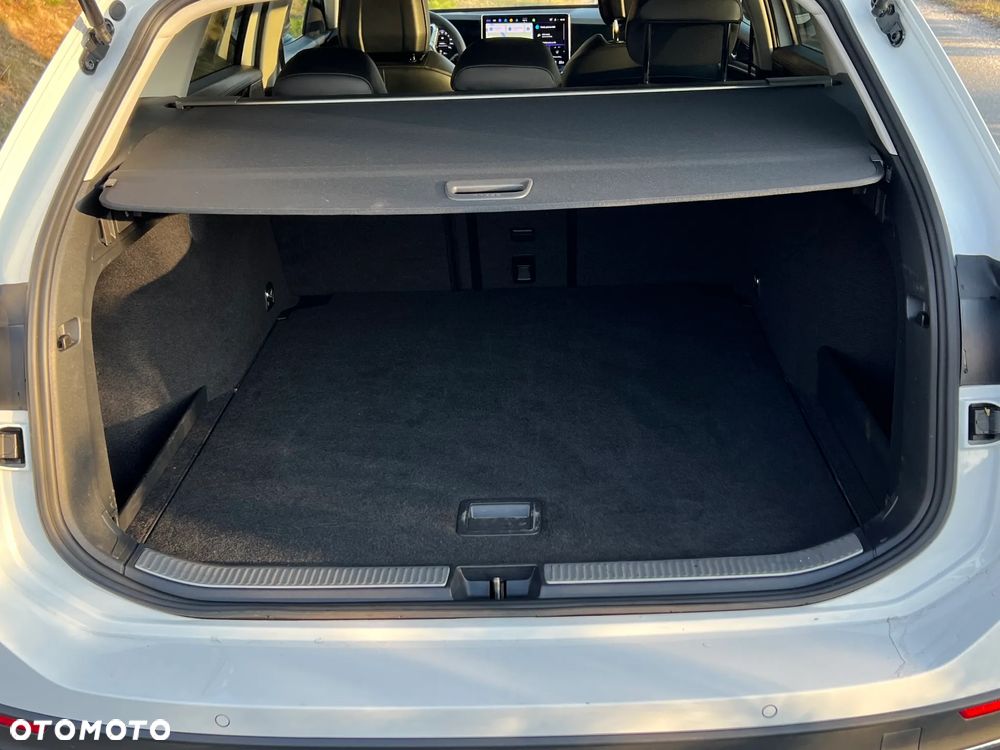 Volkswagen Passat - 28