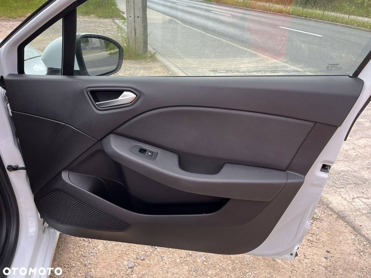 Renault Clio - 17