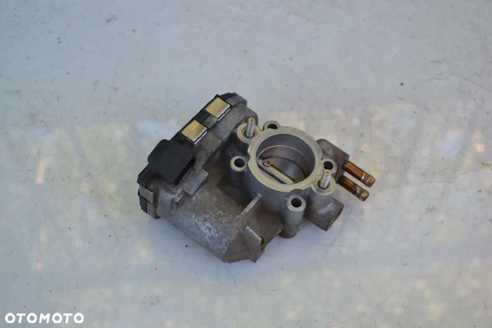 OPEL CORSA C 1.0 PRZEPUSTNICA BOSCH 9157512 0280750044 - 2