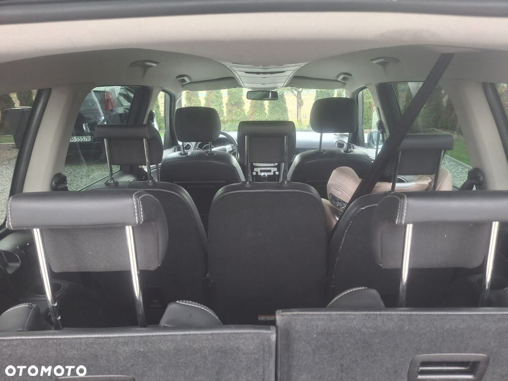 Ford Galaxy 2.0 TDCi Ghia - 9