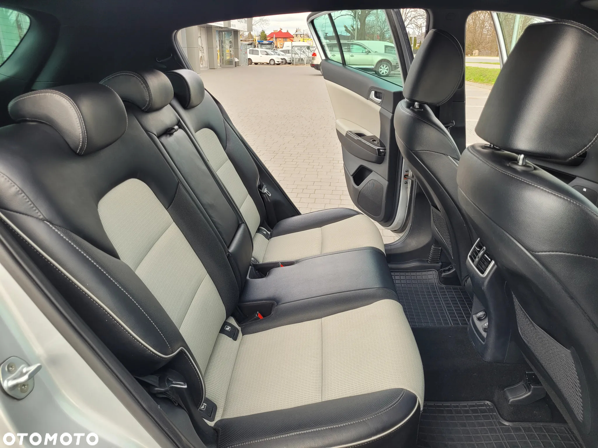 Kia Sportage 1.6 T-GDI L Business Line 4WD DCT - 18