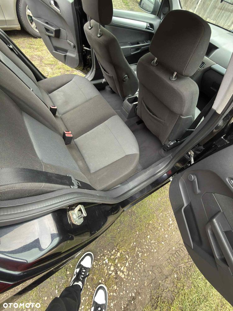 Opel Astra 1.4 - 6