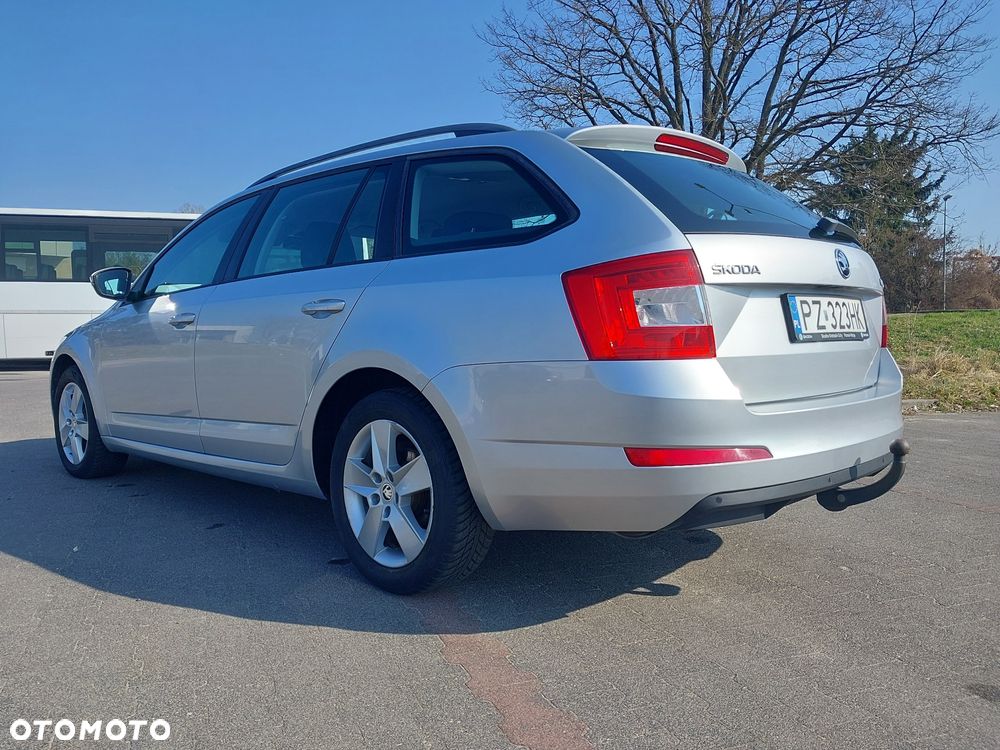 Skoda Octavia 1.4 TSI Ambition - 4
