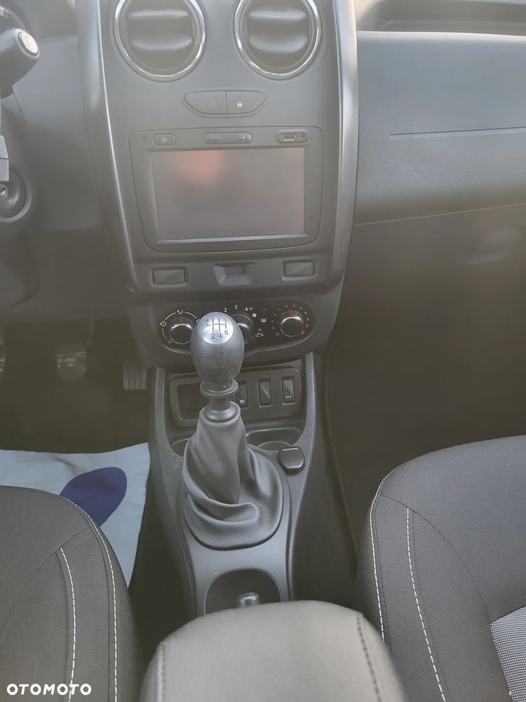 Dacia Duster dCi 110 FAP 4x2 Urban Explorer - 13