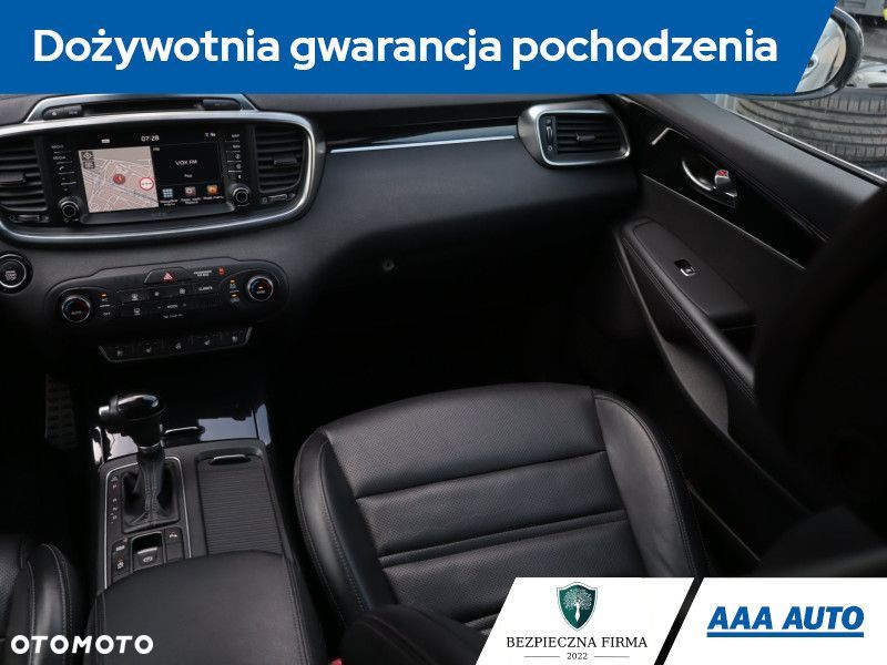 Kia Sorento - 10