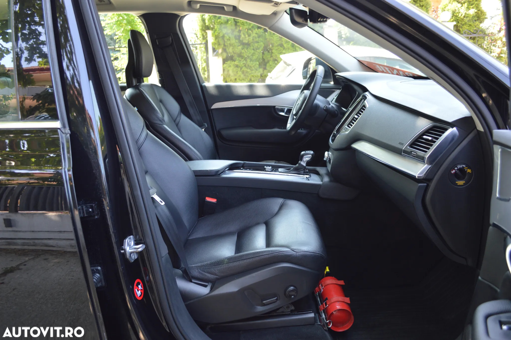 Volvo XC 90 B5 D AWD Geartronic Momentum Pro - 19
