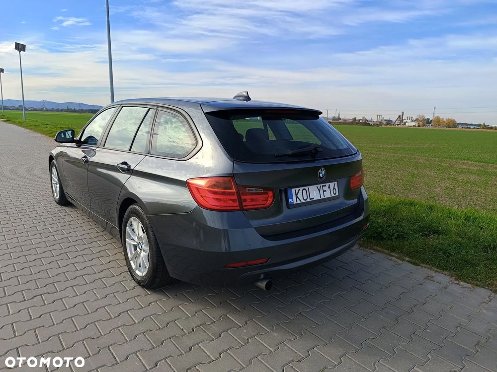BMW Seria 3 320d - 6