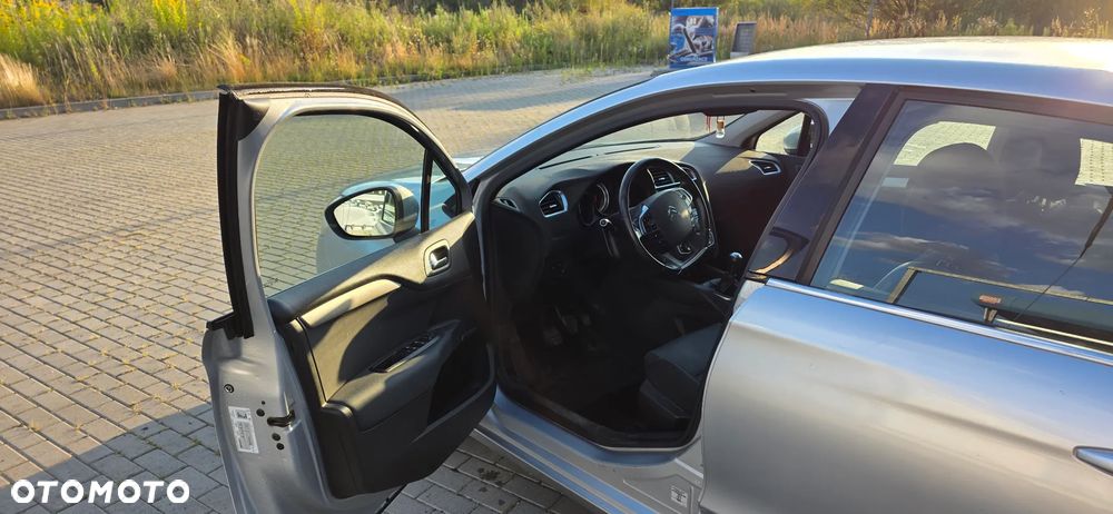 Citroën C4 1.6 HDi Attraction - 15