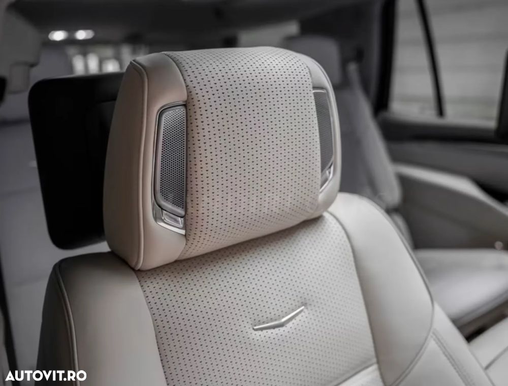 Cadillac Escalade - 8