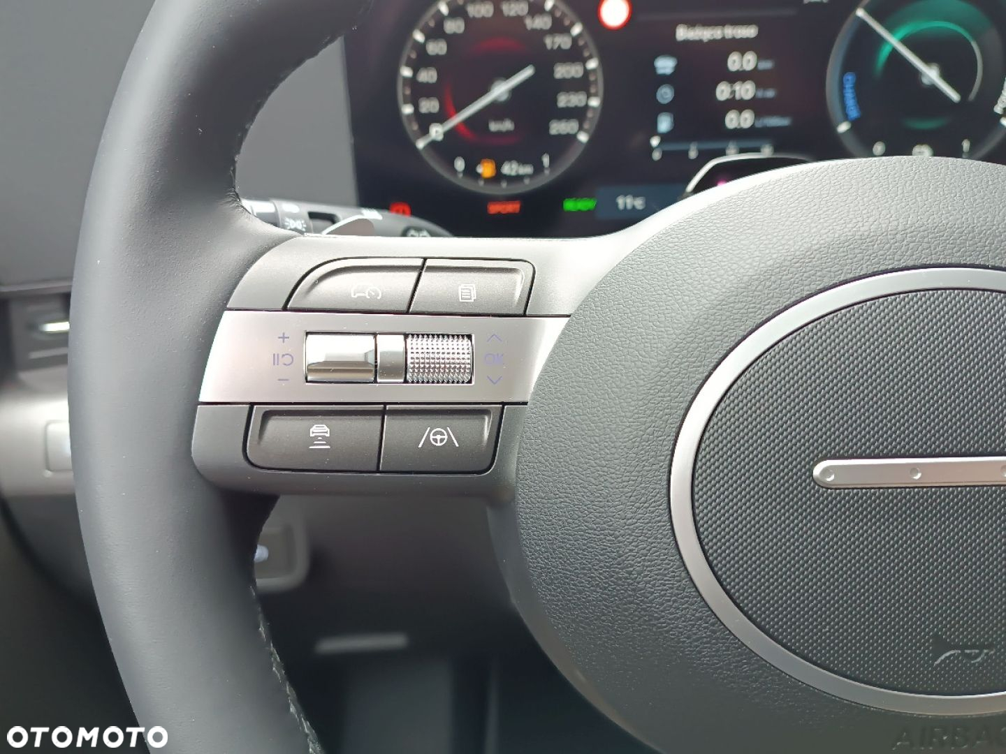 Hyundai Kona - 24