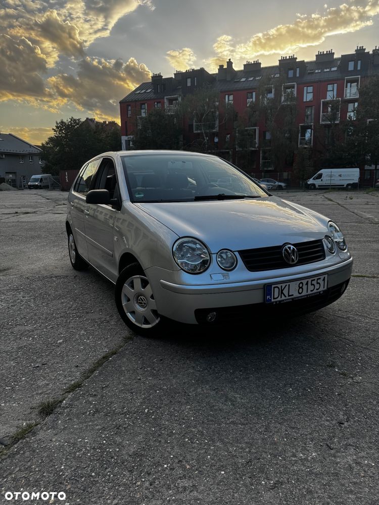 Volkswagen Polo - 2