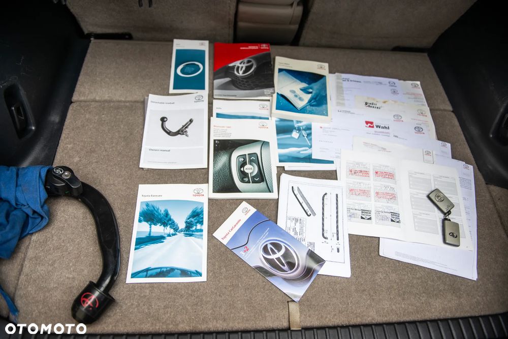 Toyota RAV4 2.0 4x4 Automatik Executive - 35