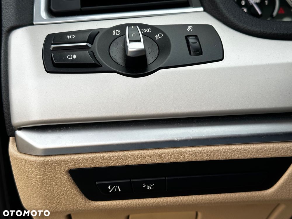 BMW Seria 5 - 38