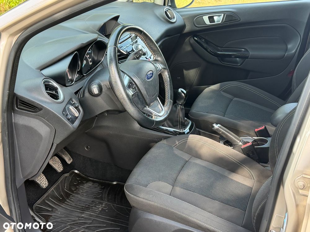 Ford Fiesta 1.5 TDCi Titanium - 7
