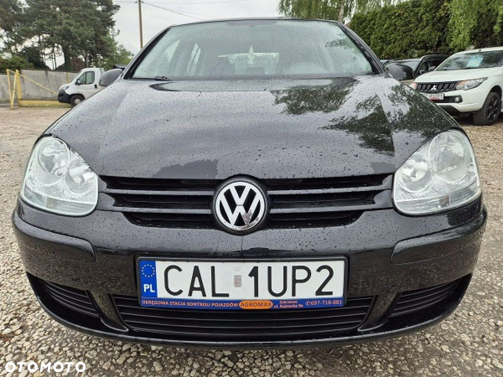 Volkswagen Golf - 6