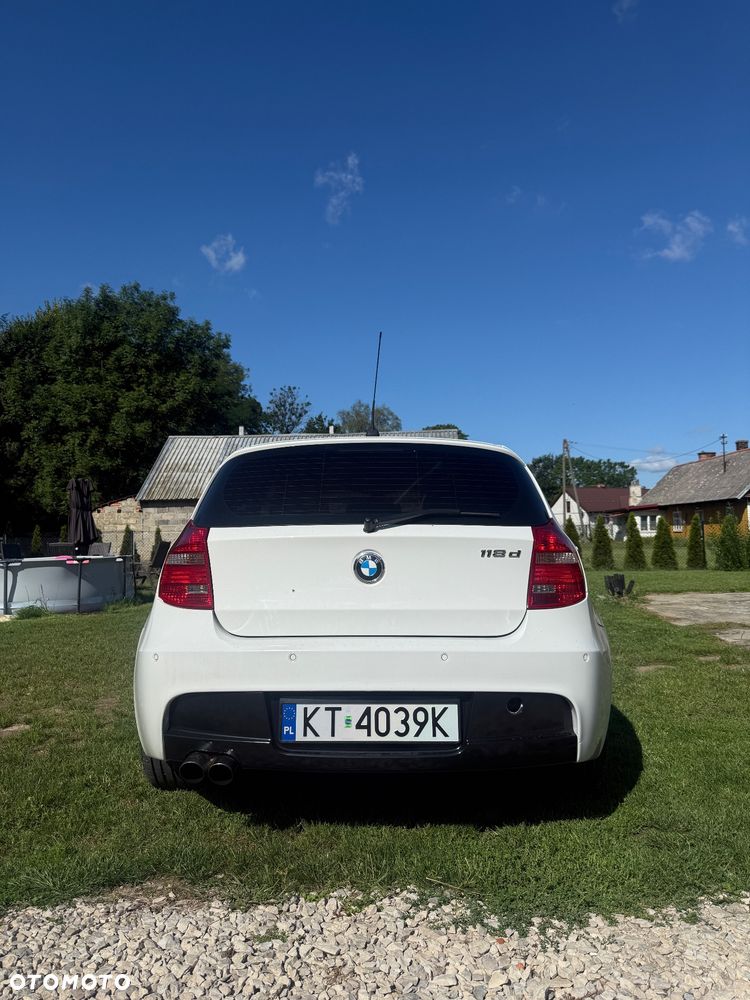 BMW Seria 1 118d - 4