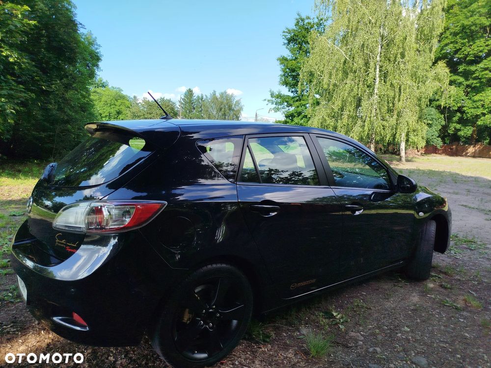 Mazda 3 1.6 Exclusive + - 6