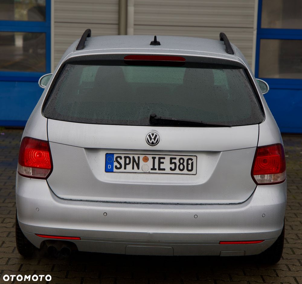 Volkswagen Golf 2.0 TDI DPF Comfortline - 13