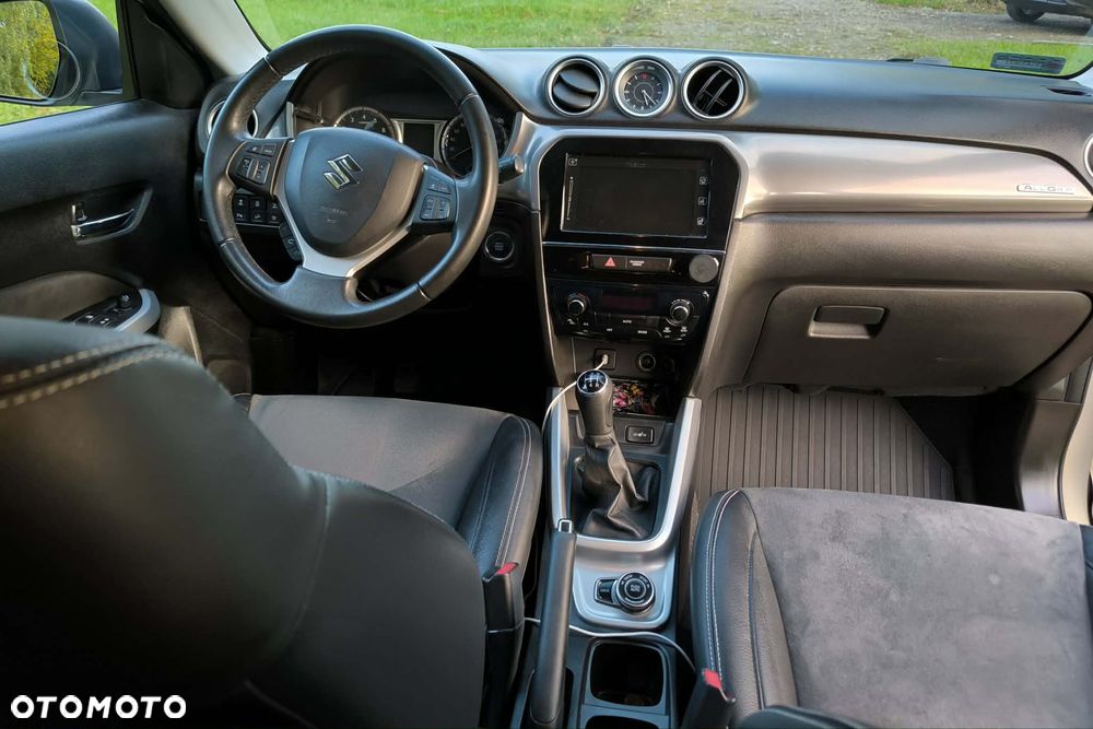 Suzuki Vitara 1.6 XLED 2WD - 6