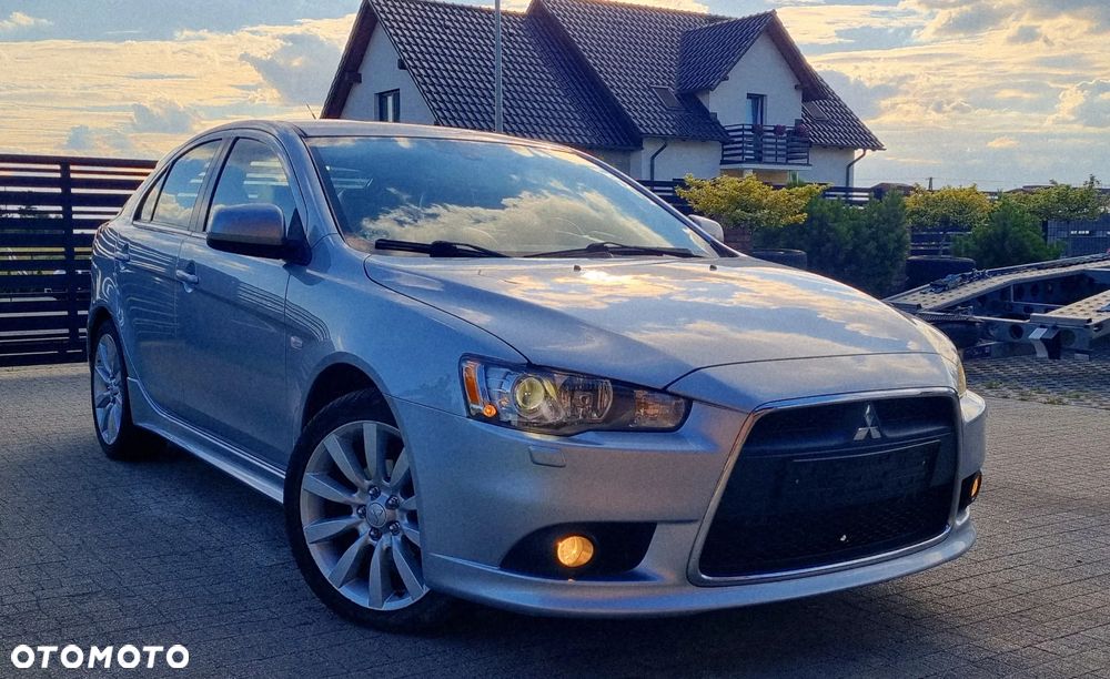 Mitsubishi Lancer 1.8 Instyle NAVI - 3