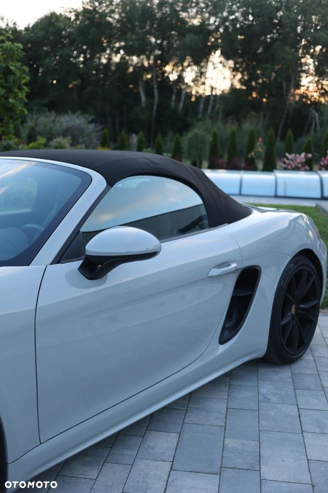 Porsche Boxster - 37