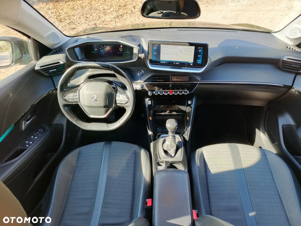 Peugeot 208 1.2 PureTech Allure S&S - 8