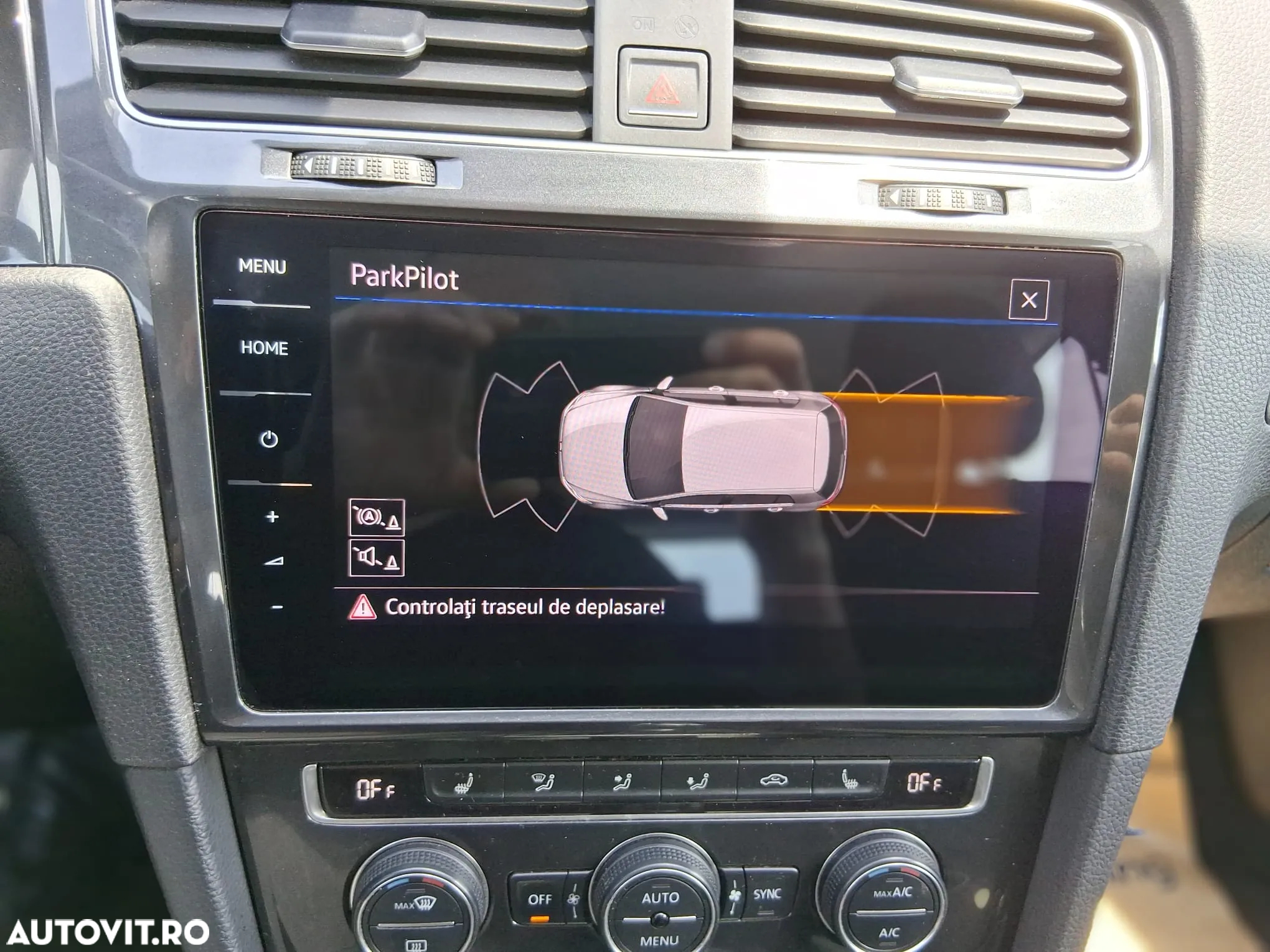 Volkswagen Golf e-Golf - 12