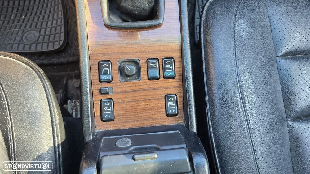 Mercedes-Benz E 250 - 12