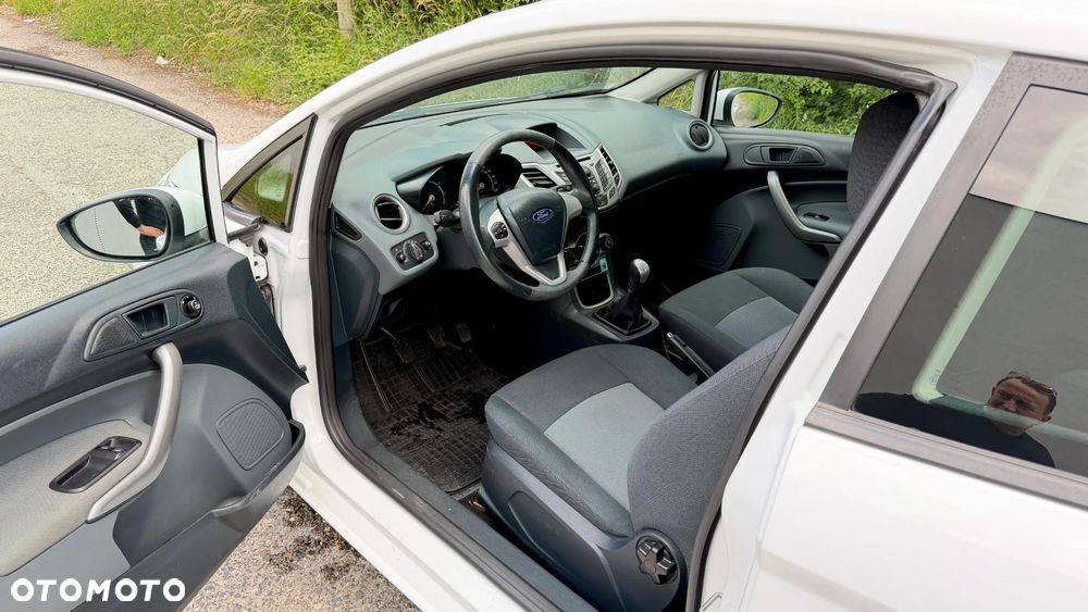 Ford Fiesta 1.25 Trend Edition - 5