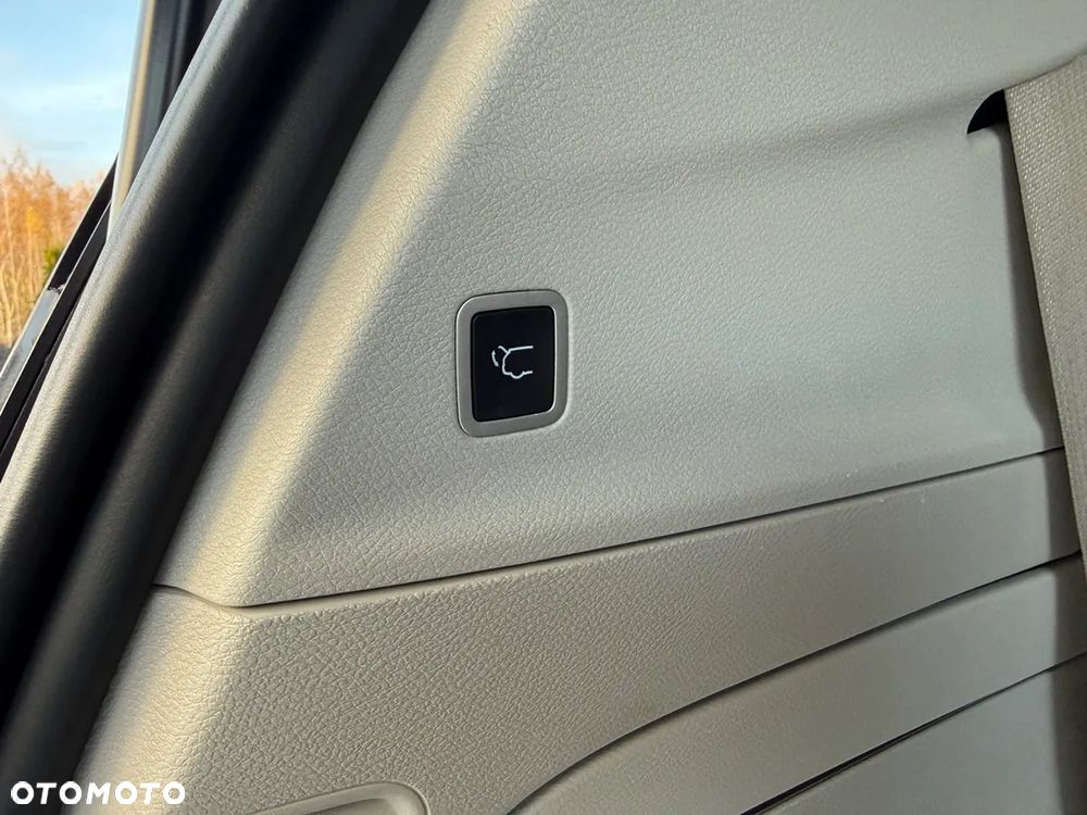 Chrysler Pacifica - 38