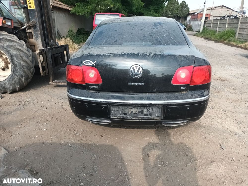 Dezmembrari  VW PHAETON (3D)  2002  > 2016 3.0 V6 TDI 4motion Motorina - 8